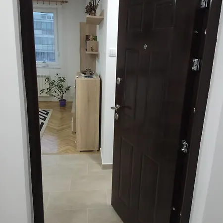 Apartment Ana *