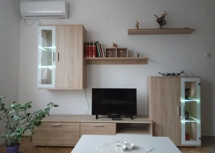 Διαμέρισμα Ana *